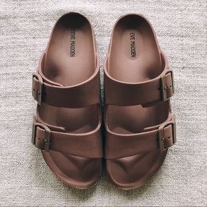Steve Madden Mauve Sandals